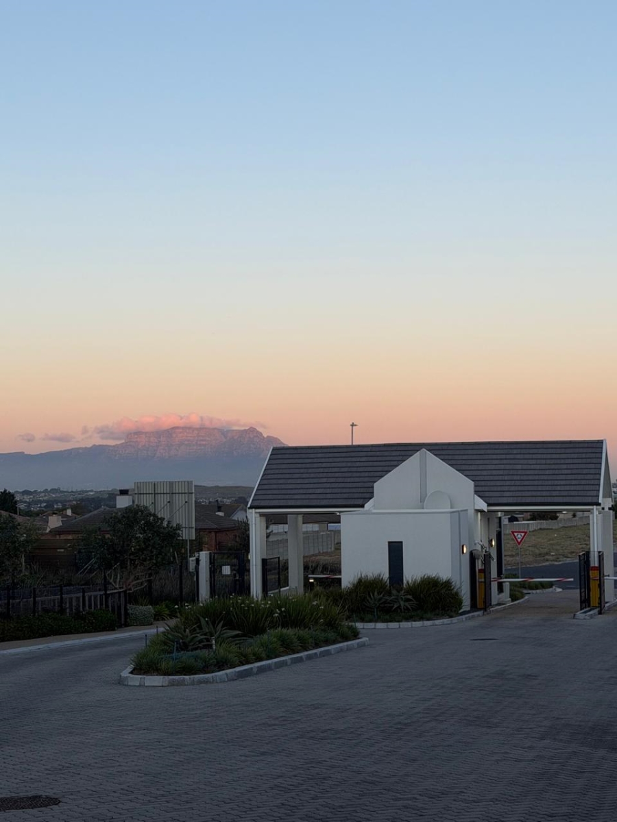 To Let 3 Bedroom Property for Rent in Jakarandas Western Cape